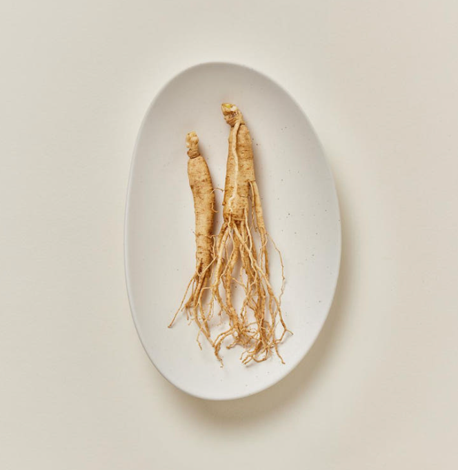 [Beauty of Joseon] Ginseng Moist Sun Serum - 30% Ginseng Extract & Niacinamide for Redness Relief & Hydrating Sun Protection (SPF 50+ PA++++), 50ml